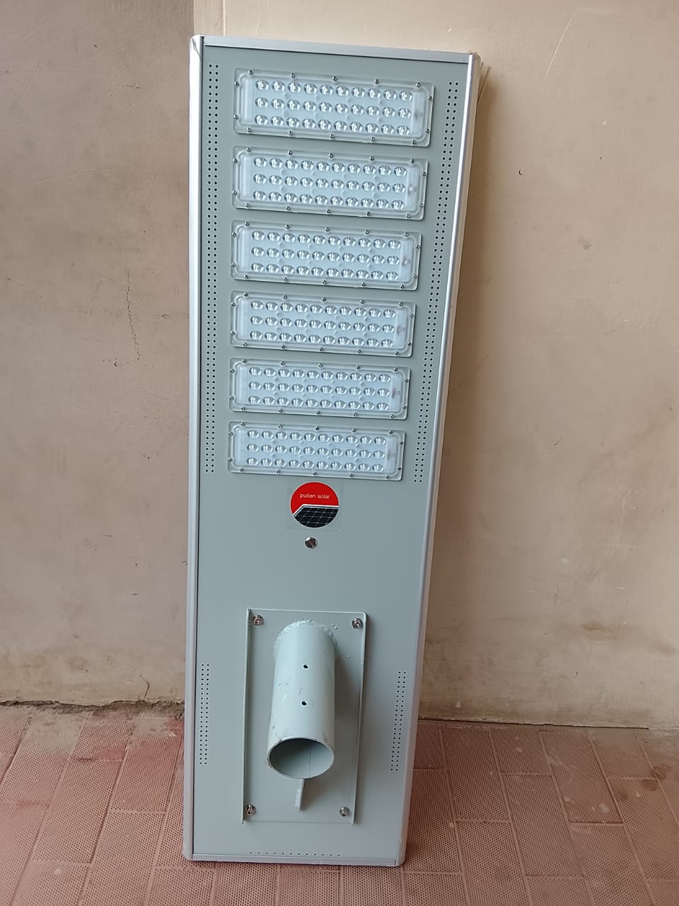 Solar LED street light fixture